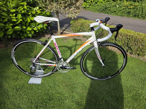 Fuji finest road bike - road,