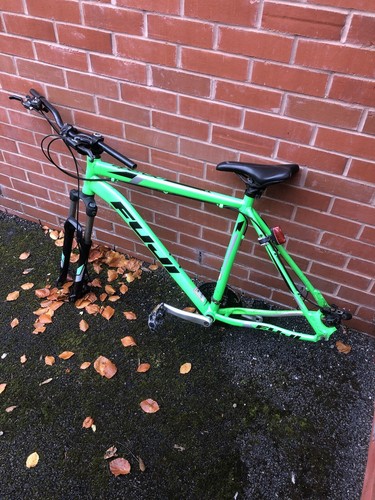 Fuji bicycle aluminium - bicycle,