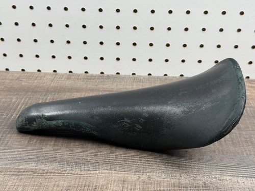 Vintage fuji saddle seat - seat, 135mm